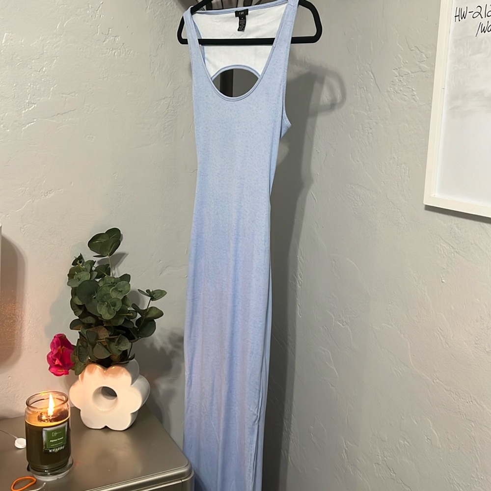 Simple blue cover up for beach